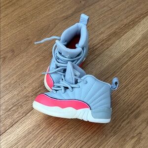 Jordan Kids Sneakers - Gray and Red
